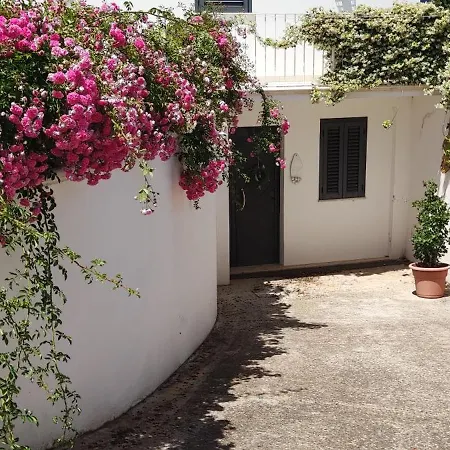 Dimora Sulla Collina 公寓 *